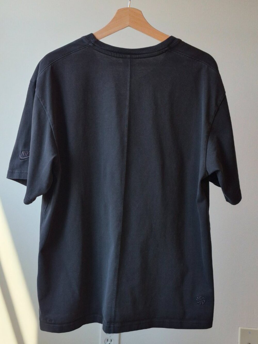 Nike T-Shirt Men’s L Tech Pack Dri-FIT Black Heavyweight Oversized - Picture 2 of 10